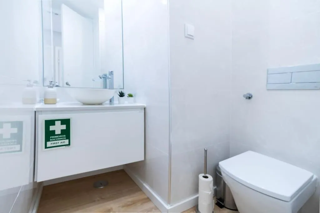 New - Luxury & Bright Apartment Lisboa البرتغال