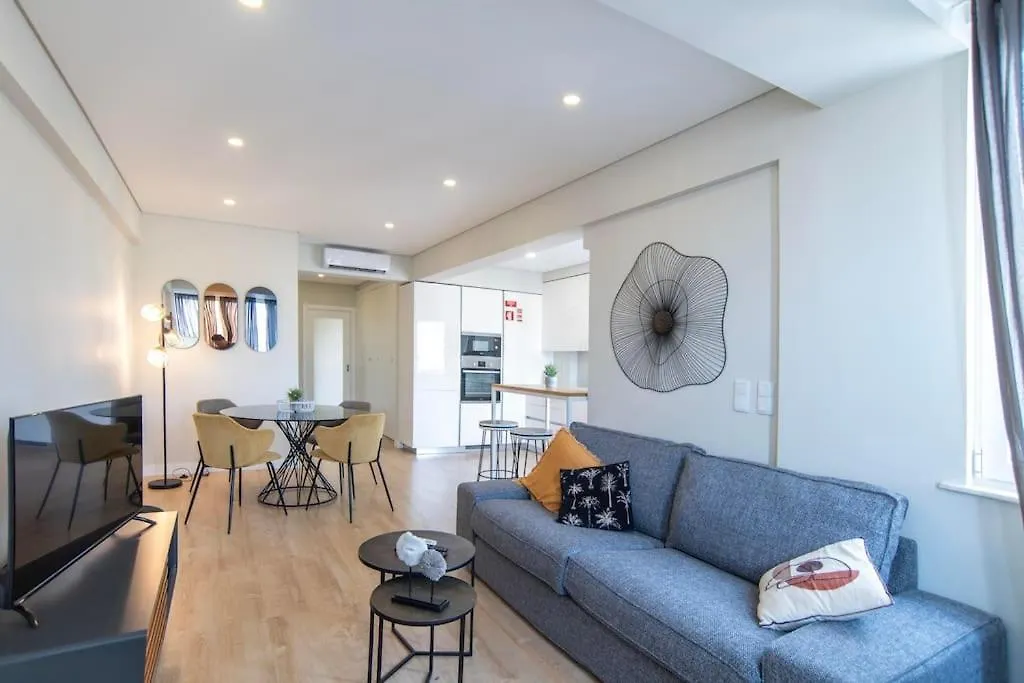New - Luxury & Bright Apartment Lisboa البرتغال